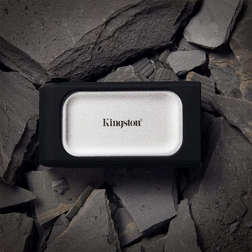 kingston-xs2000-500gb-portable-ssd-1000px-v2.webp