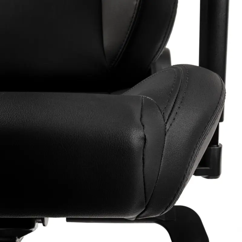 noblechairs-epic-series-gaming-chair-black-edition-1000px-v10010.webp