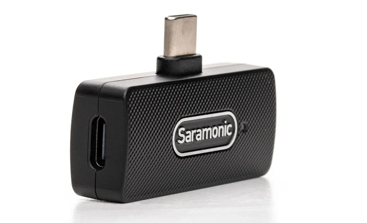 saramonic-blink-100-b6-wireless-microphone-1200px-v1-0006.webp