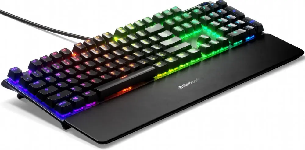 steelseries-apex-pro-rgb-mechanical-gaming-keyboard-red-switches-1000px-v1-01.webp