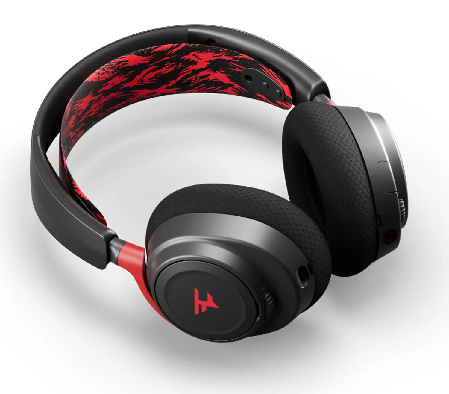 steelseries-arctis-nova-7-wireless-faze-clan-edition-gaming-headset-1500px-v0001.webp