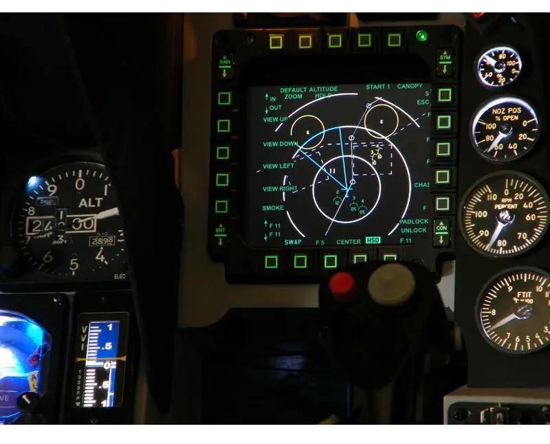 thrustmaster-mfd-cougar-2x-multifunctional-usb-cockpit-panels-1000px-v1-0008.webp