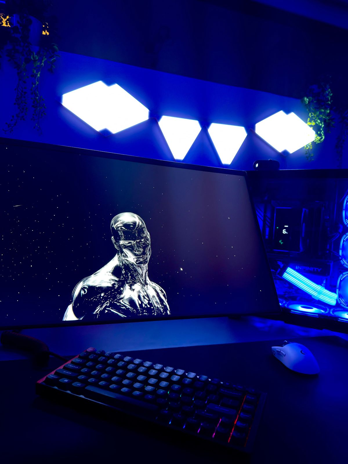 Clean red and blue ambient setup
