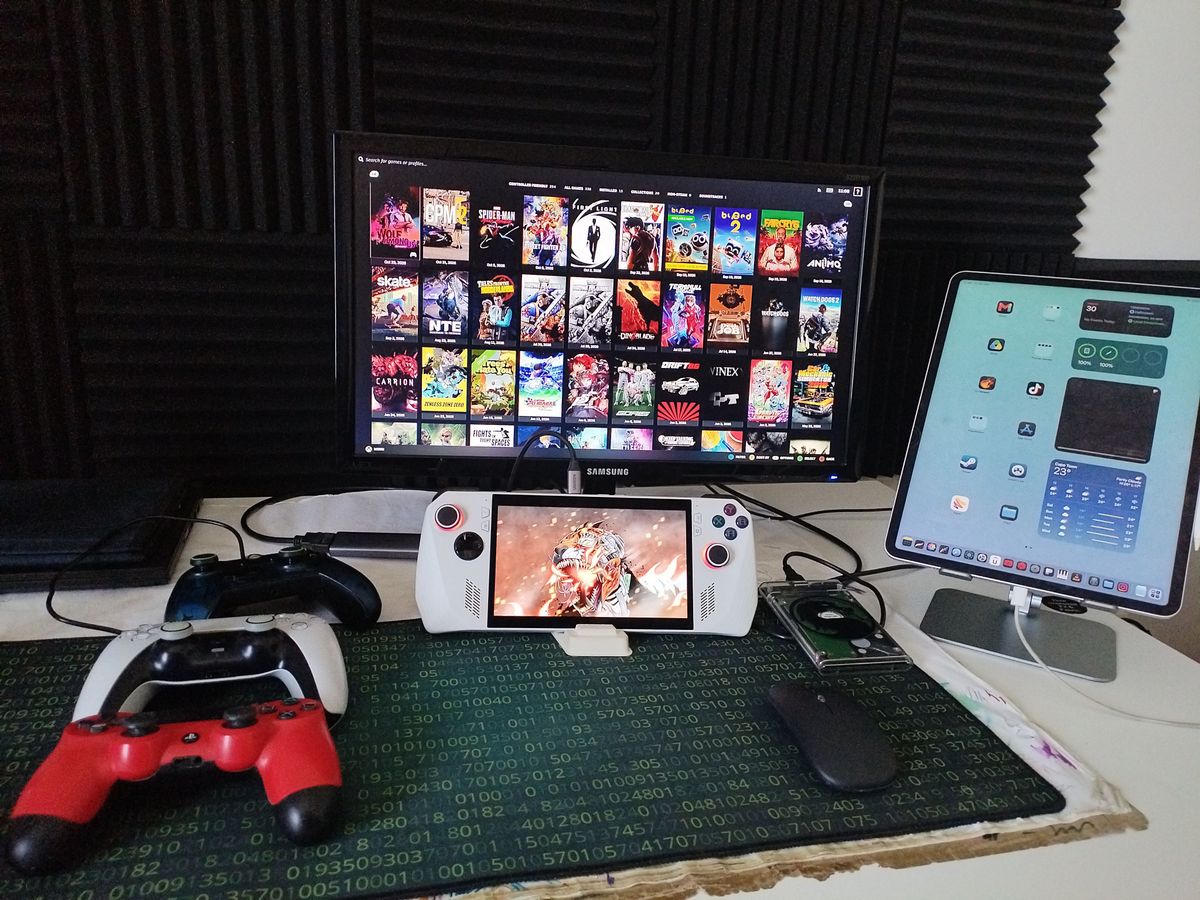 ROG Ally Z1 Extreme focus station