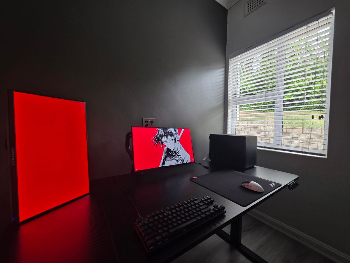 Clean blacked-out setup