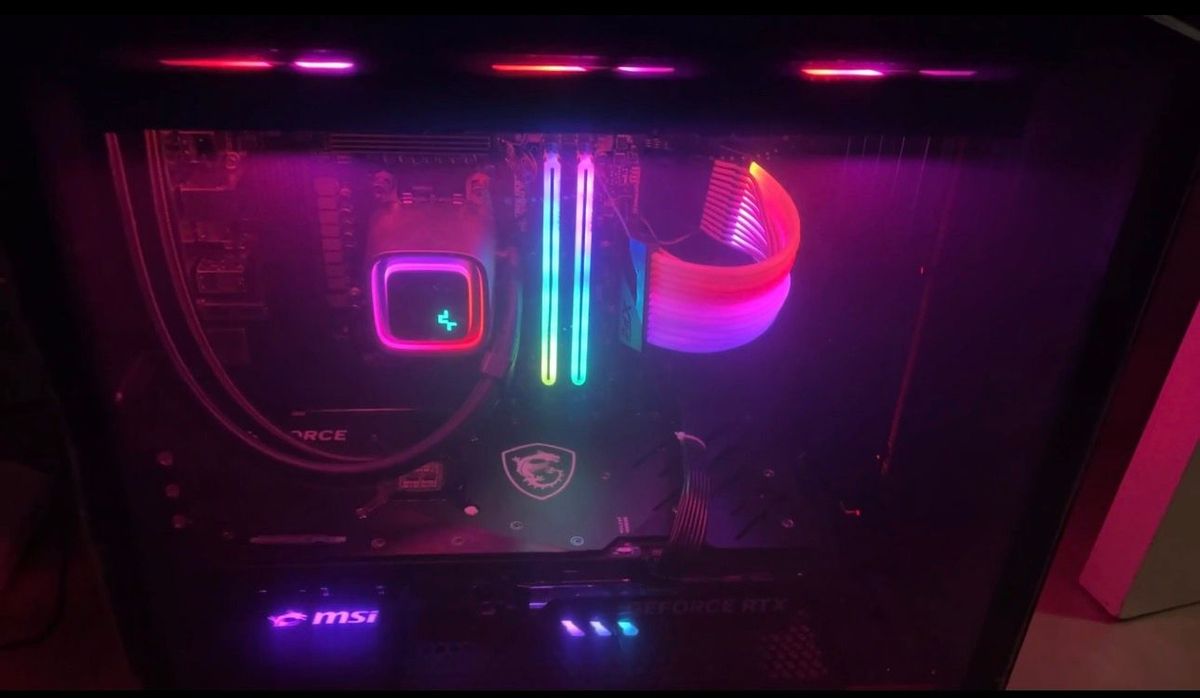 Stacked display audio workstation