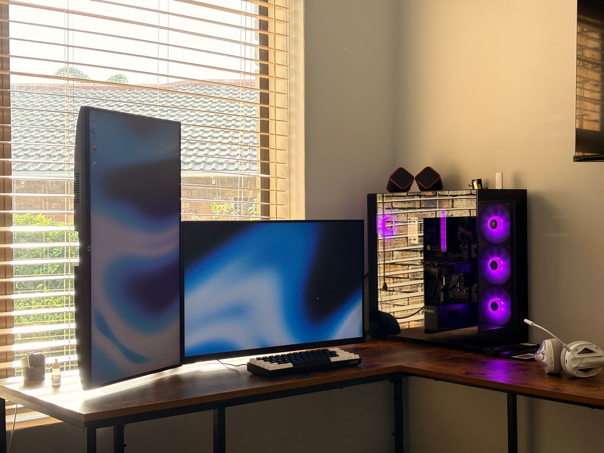 Clean dual-monitor corner setup