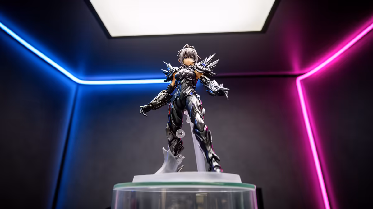 1/7 Scale vs Non-Scale Figures: connector fit checks