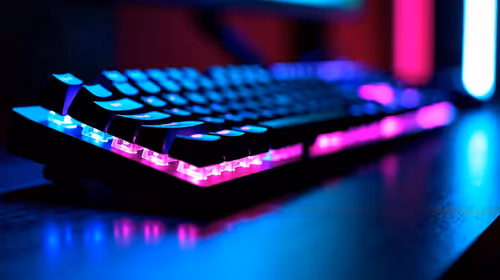 A Practical Guide to RGB Lighting, Media Knobs, and TKL Layouts for Everyday Gaming