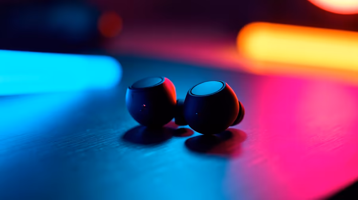 Best Earbuds for Mobile Gaming Under R1,500 in SA
