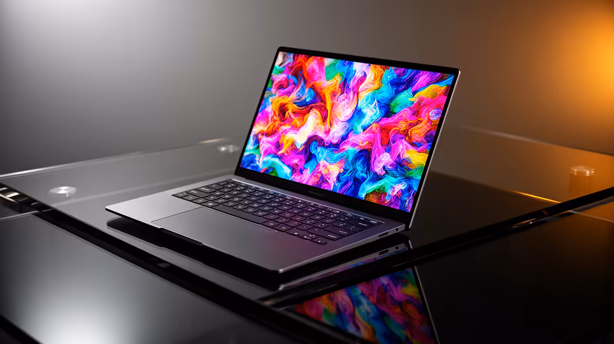 Best Laptop Setup for Graphic Designer: R8000 in SA
