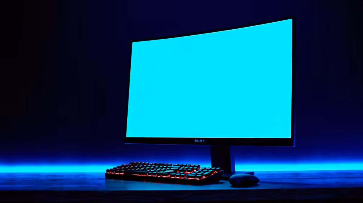 Best Monitor for 1st Year Rhodes Students in SA