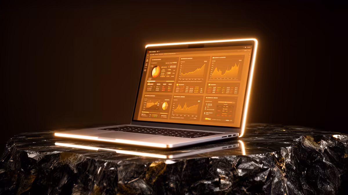 Student Laptop Really Cope with Triple-monitor Trading