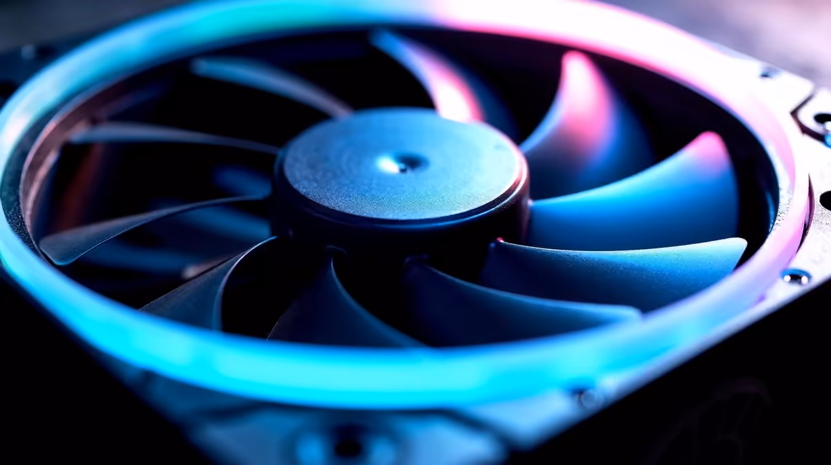 Does an Axial-tech Fan Improve Cooling Performance in