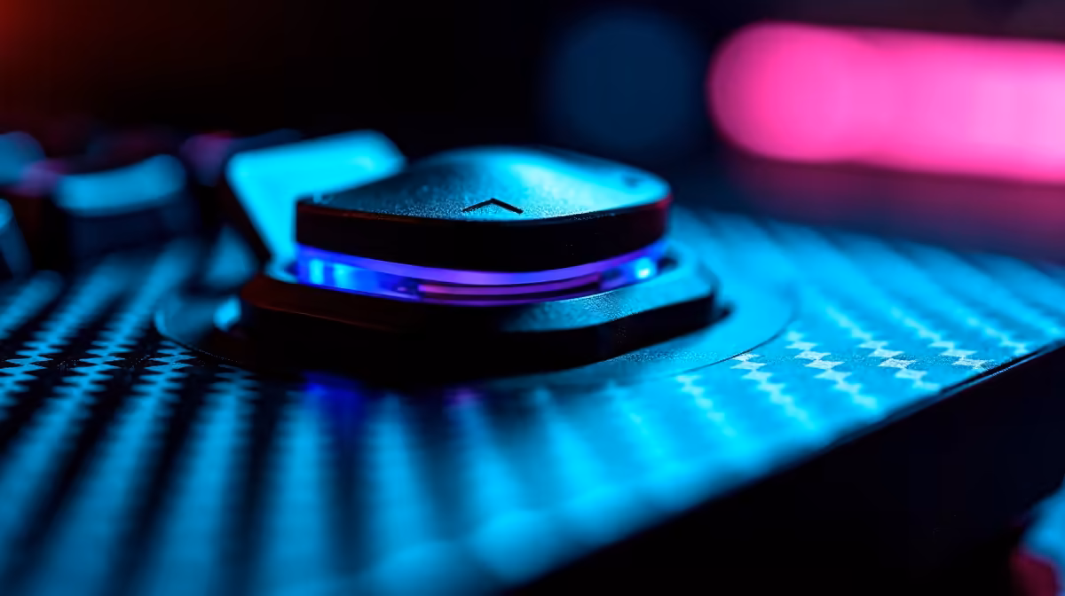 Dust-Proof Shell Pros