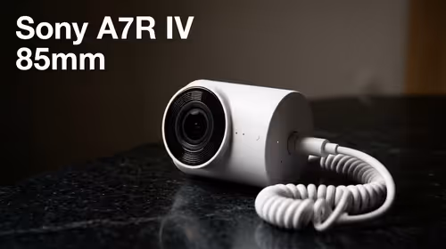 How should a postgraduate researcher choose an indoor pet camera in South Africa?
