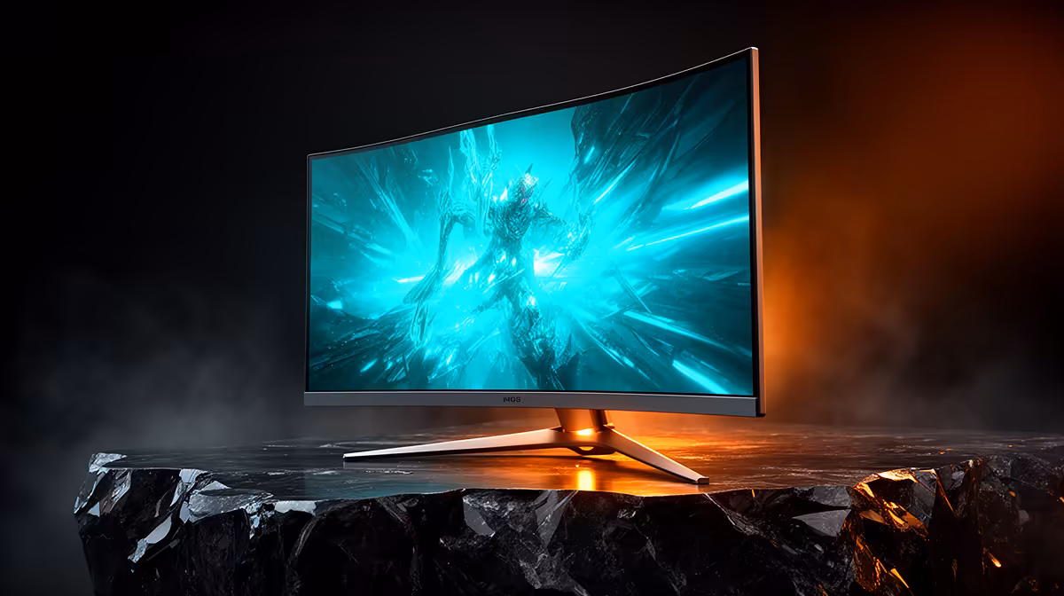 A YouTuber Choose a Curved Monitor in South Africa