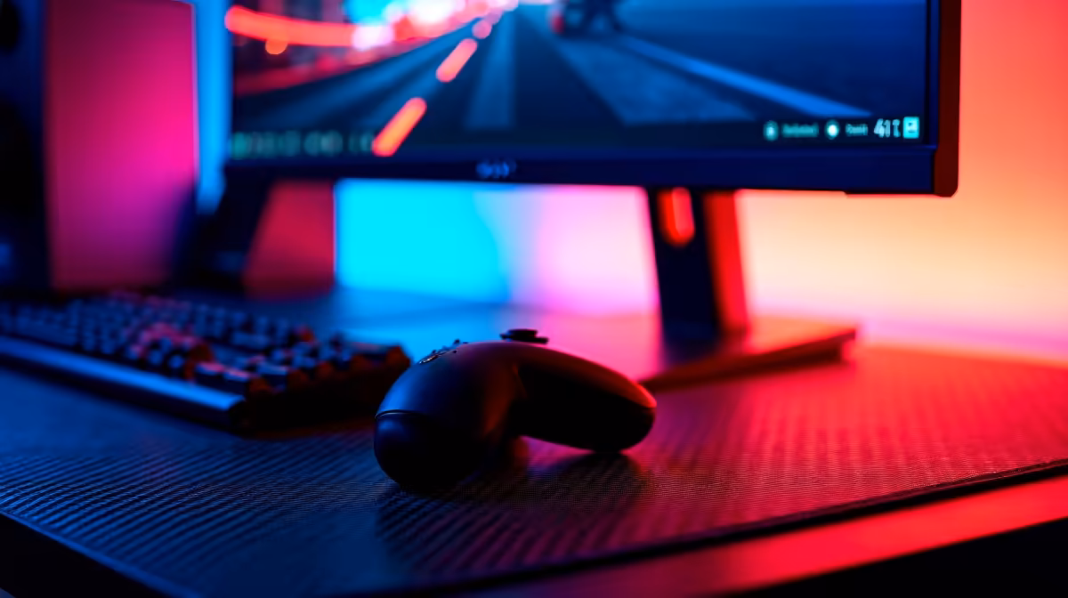How to Fix Screen Tearing in Games: VSync, FreeSync &