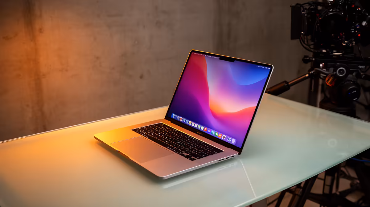 2-in-1 Laptop the Right Choice for a Podcaster in SA