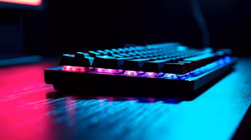 Is a TKL Wireless Keyboard Worth It for Competitive Gaming and Everyday Use?
