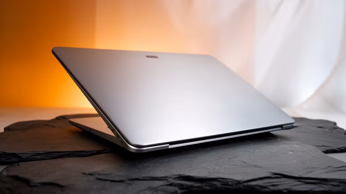 Laptop Stock Levels in Nelspruit: April Report