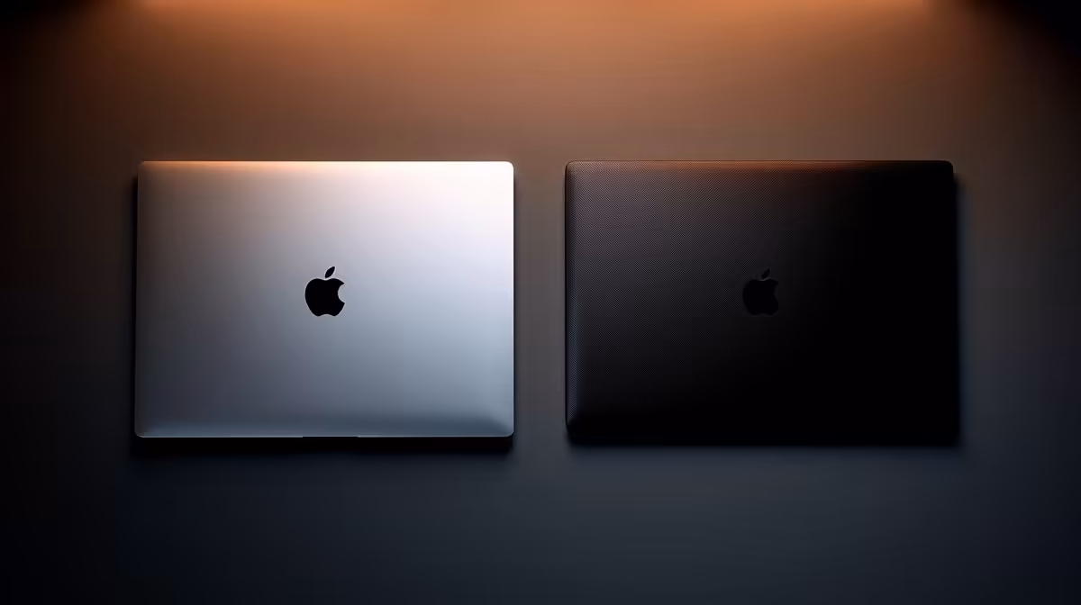 MacBook Air M5 vs ThinkPad X1 Carbon: Business