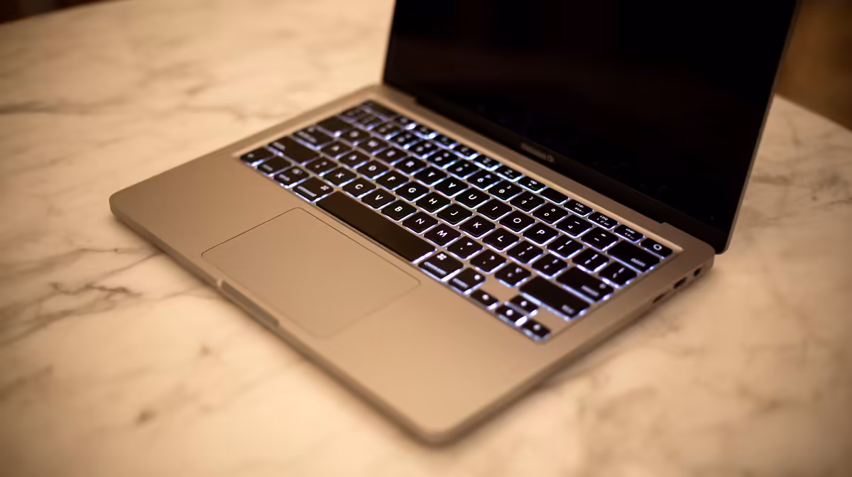 MacBook Keyboard Backlight Not Working? How to Fix