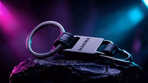 Makima Keychain: The Perfect Gift for Chainsaw Man Fans