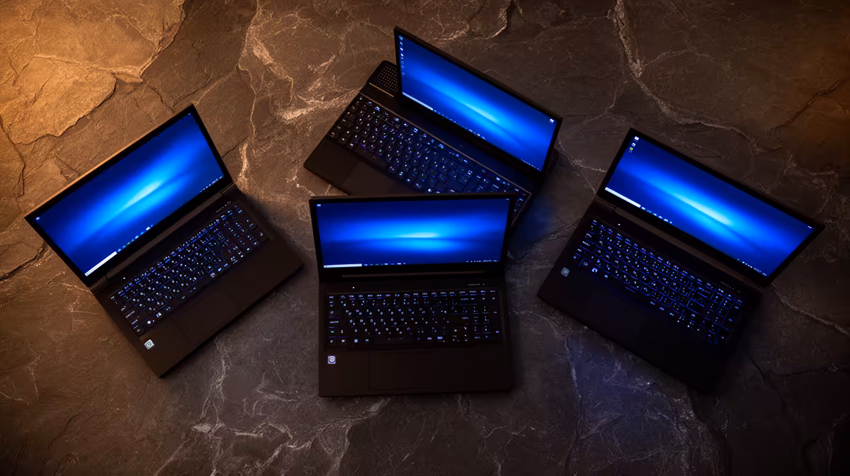 NSFAS-approved laptops under R5,200 with a buying signals