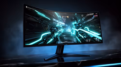 OLED vs Mini-LED for Couch co-op gaming in SA