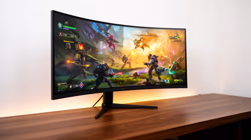 Real-World Difference Between IPS and OLED for Couch Co-op Gaming
