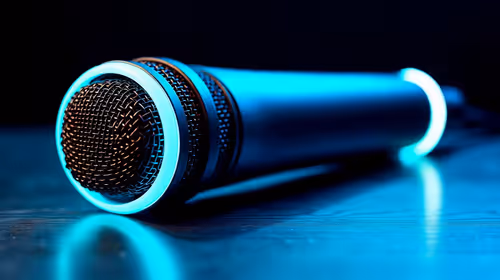 Shure MV6 Dynamic Microphone: Why Streamers Are Switching From Condensers