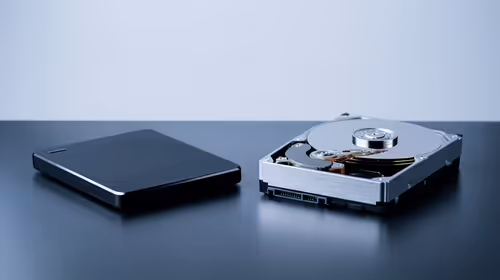SSD vs HDD for Music Production: Which is Best for Your Laptop?