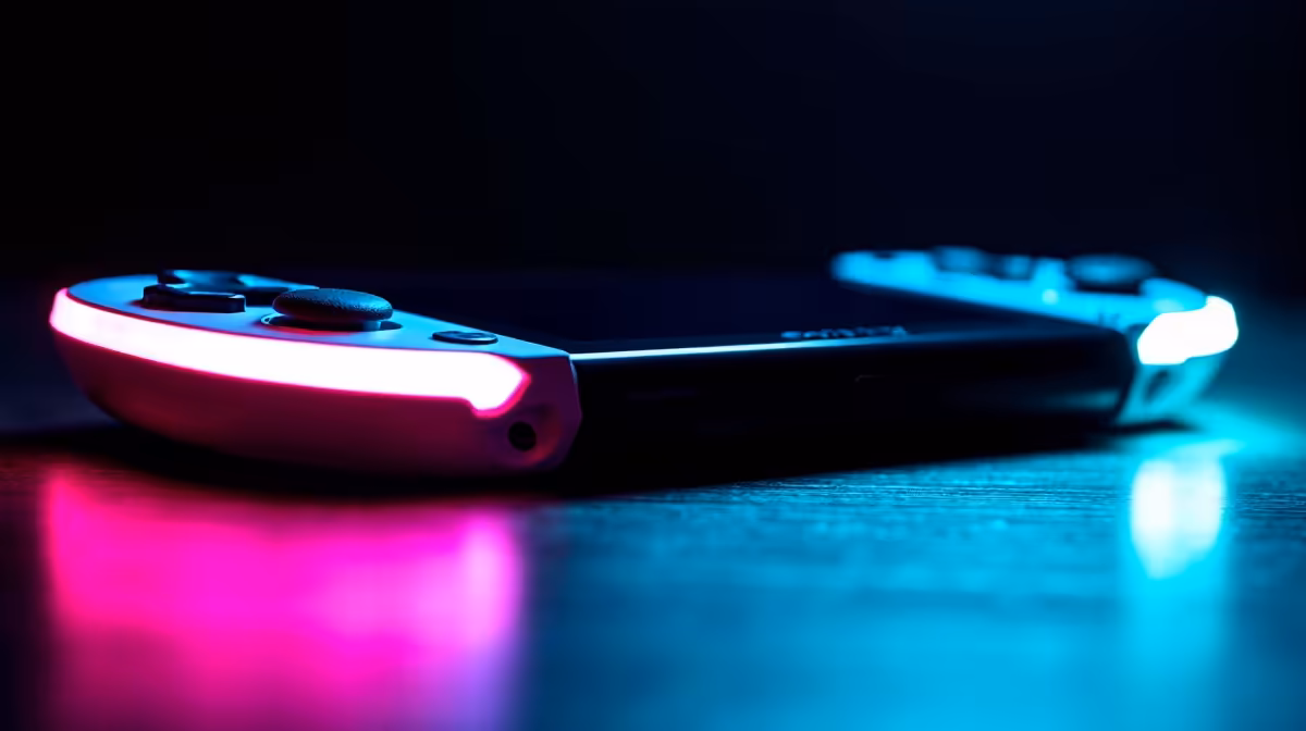 Steam Deck OLED vs Legion Go 2: Which Handheld Should