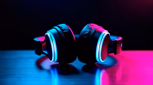 Tackling Wireless Lag and Sound for Mobile Gamers