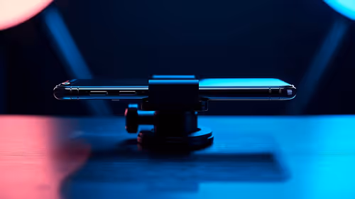 Auto-Clamping Cradle Mounts: The Ultimate Smartphone Security Guide
