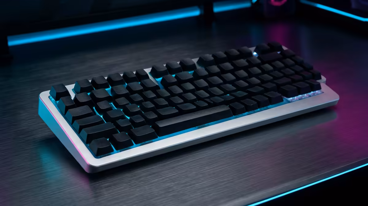 Three-tier gaming keyboard plan for quiet PC build plan