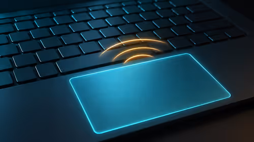 Touchpad stops while typing: adjust Windows 11 sensitivity safely