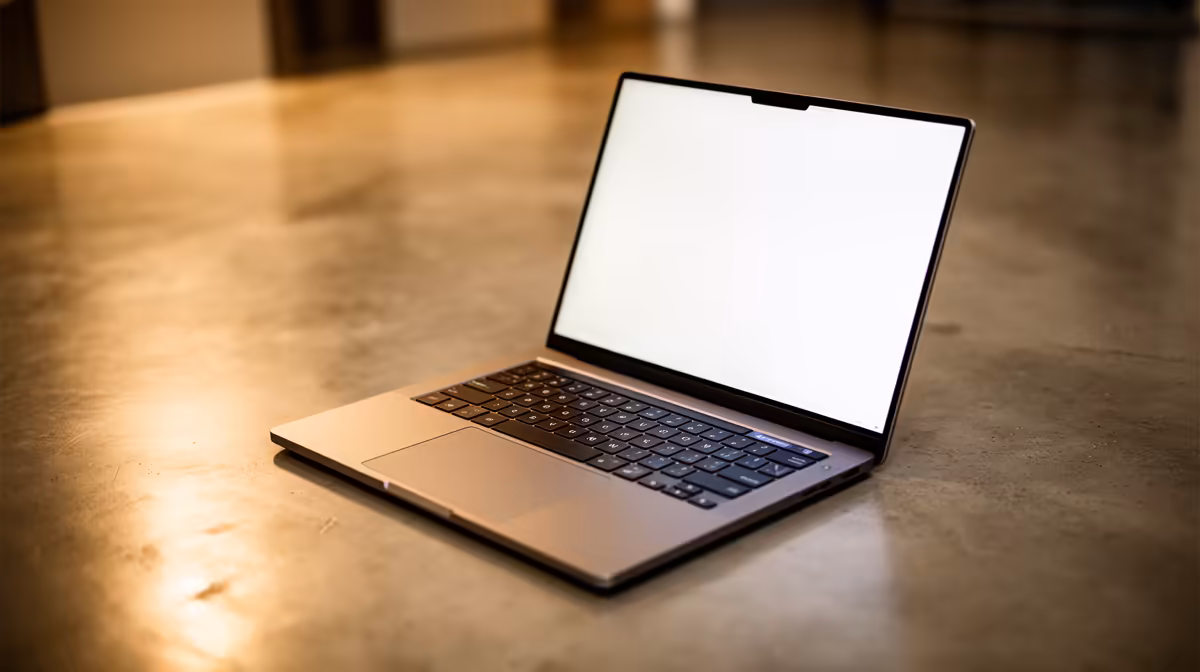 UCT Laptops Under R8000: Q3 Report