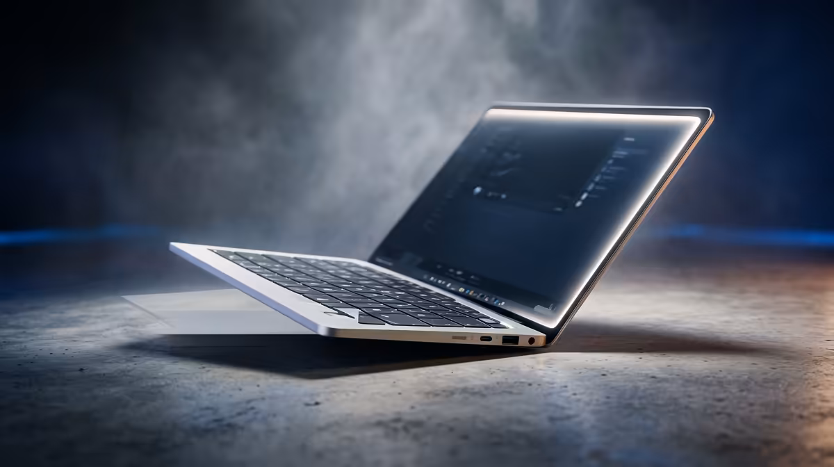 UJ Industrial Design: minimum laptop specs buying signals