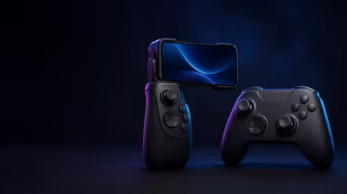 Vertical Mobile Controllers vs Gamepads for Comfort