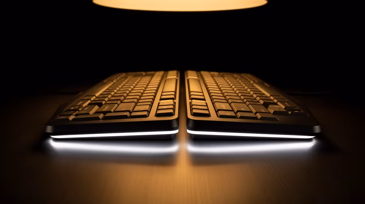 a Split Ergonomic Keyboard Best Used: ports, fit and