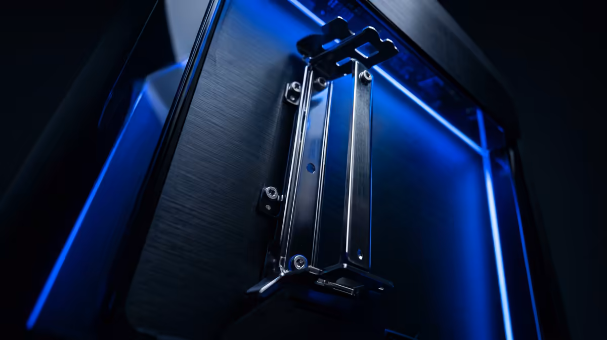 Why Vertical GPU Mounts In Enthusiast Builds matters