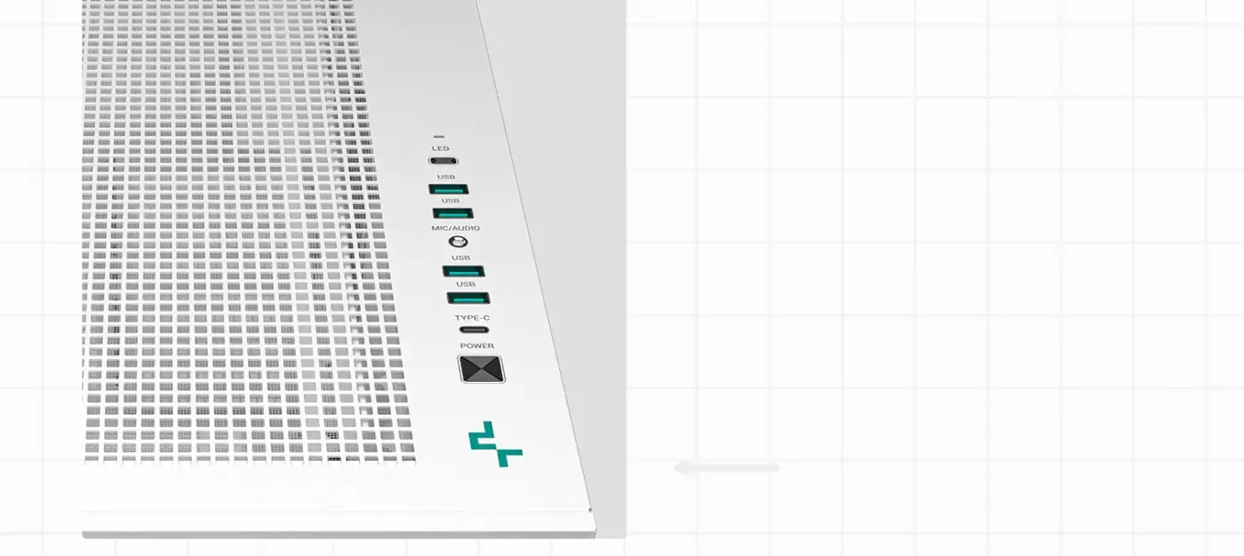 Front I/O panel of the DeepCool MORPHEUS WH with USB and Type-C ports