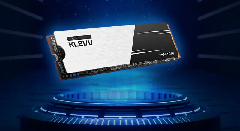 KLEVV CRAS C910 1TB M.2 NVMe SSD Mobile View