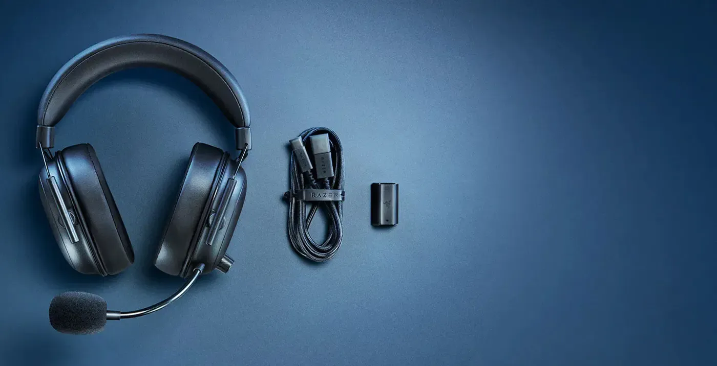 Razer BlackShark V2 HyperSpeed wireless gaming headset showcasing 70 hours of battery life