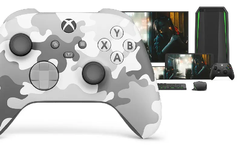 Textured grips of Xbox Wireless Controller - Arctic Camo Special Edition