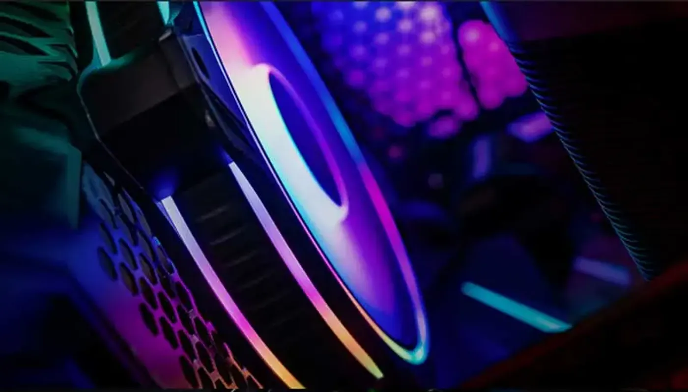 Cooler Master MasterFan MF120 Halo Case Fan Pack - Desktop View