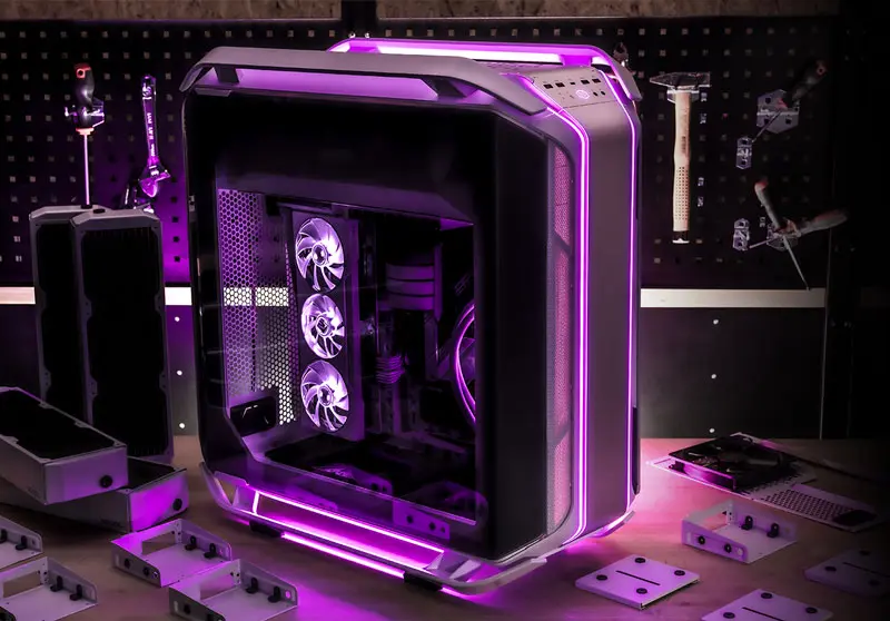 Cooler Master COSMOS C700M Black Gaming Case Overview