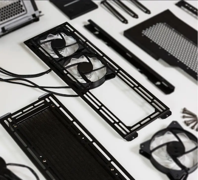 Cooler Master COSMOS C700M Liquid Cooling Support